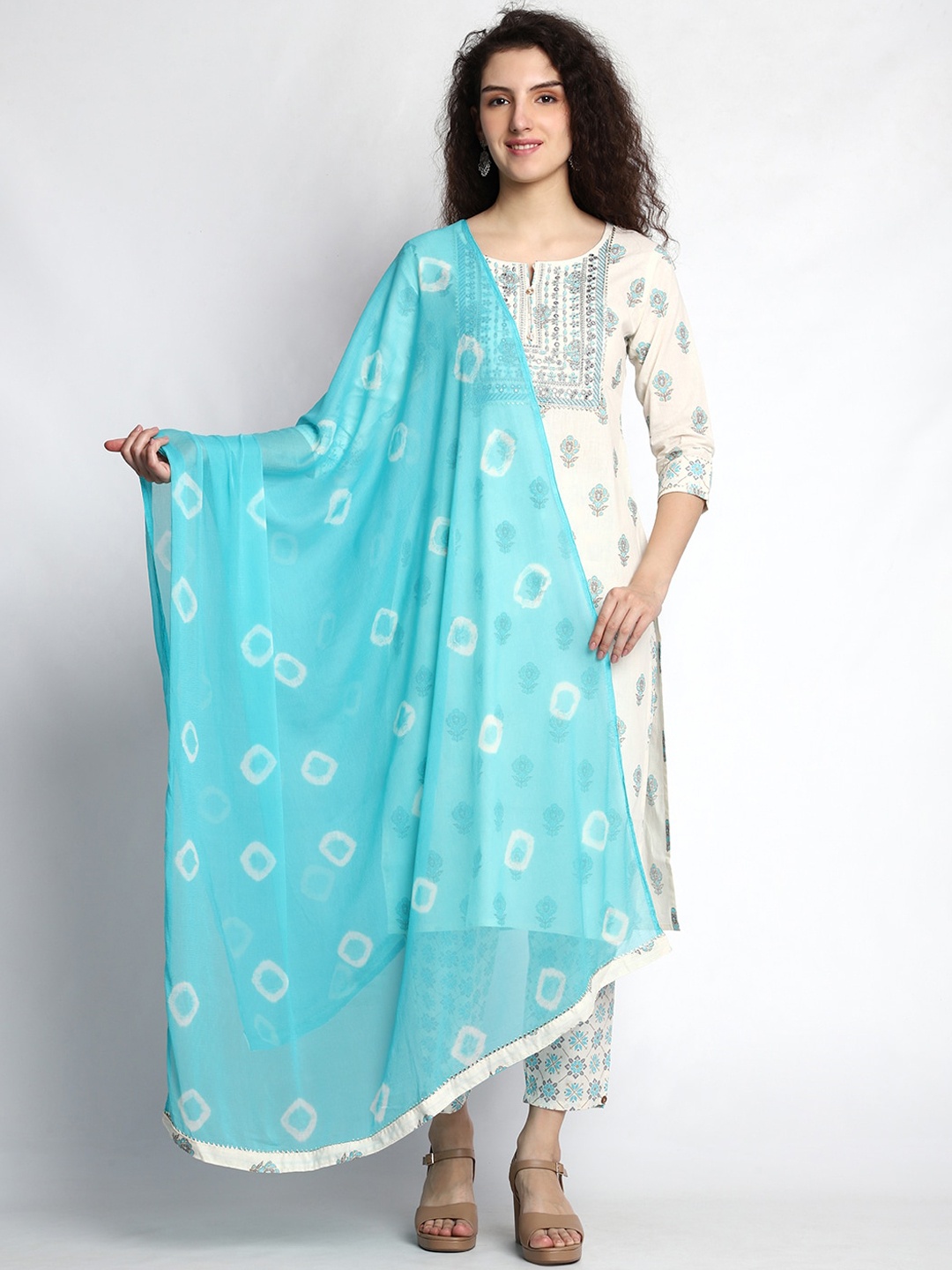 

JC4U Floral Printed Regular Zari Detail Pure Cotton Kurta with Trousers & With Dupatta, Blue