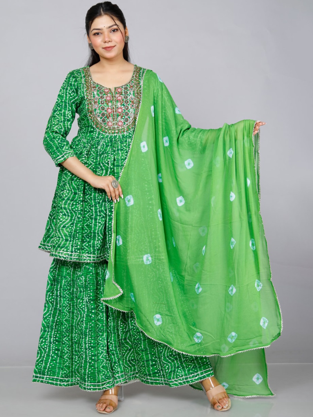 

JC4U Ethnic Motifs Printed Regular Thread Work Kurta with Sharara & With Dupatta, Green