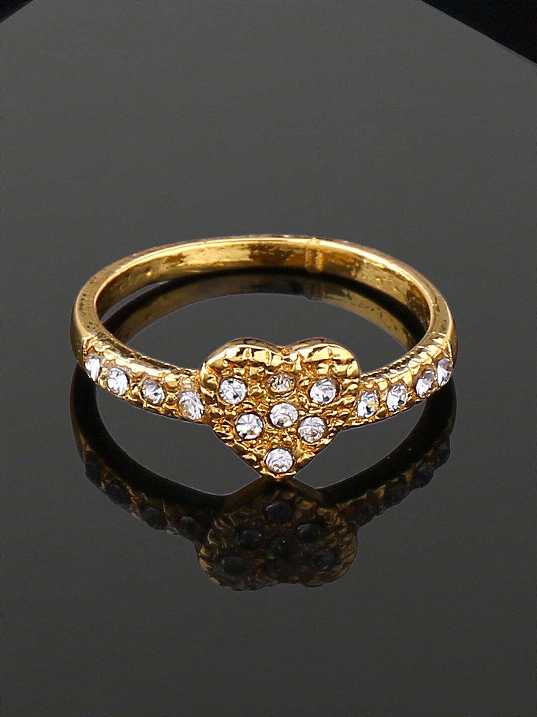 

Estele Gold Plated Heart Shaped Finger Ring, White