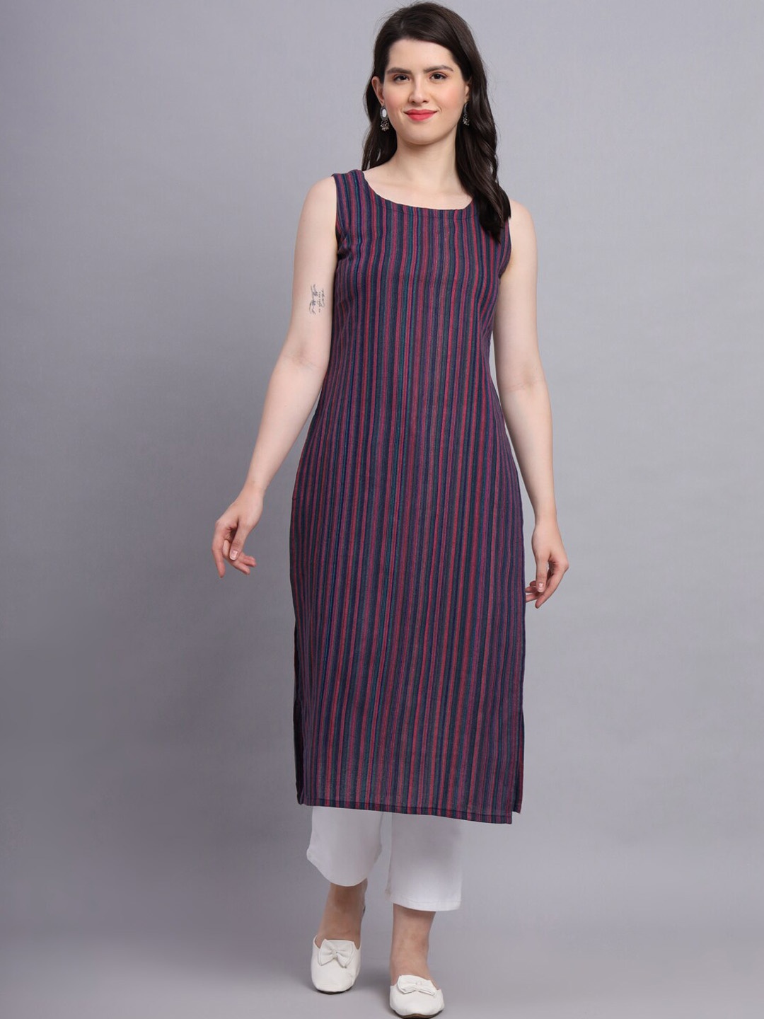 

KALINI Striped Straight Kurta, Blue