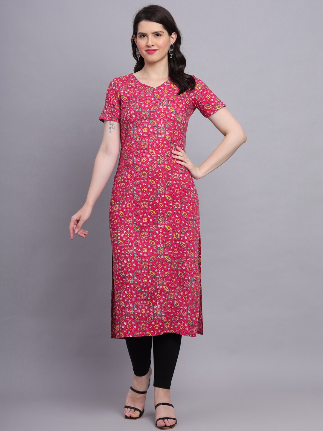 

KALINI Ethnic Motifs Printed V-Neck Straight Kurta, Pink