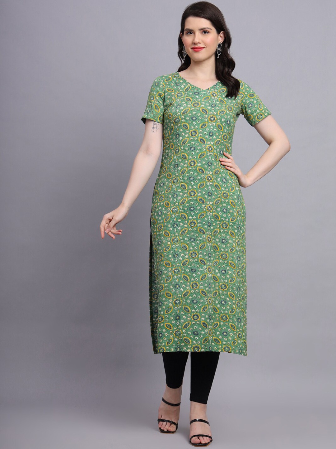 

KALINI Ethnic Motifs Printed V-Neck Straight Kurta, Green