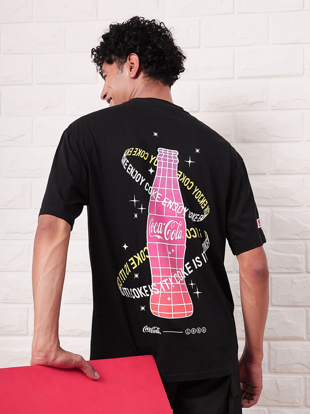 

Bewakoof Graphic Printed Pure Cotton Oversized T-shirt, Black