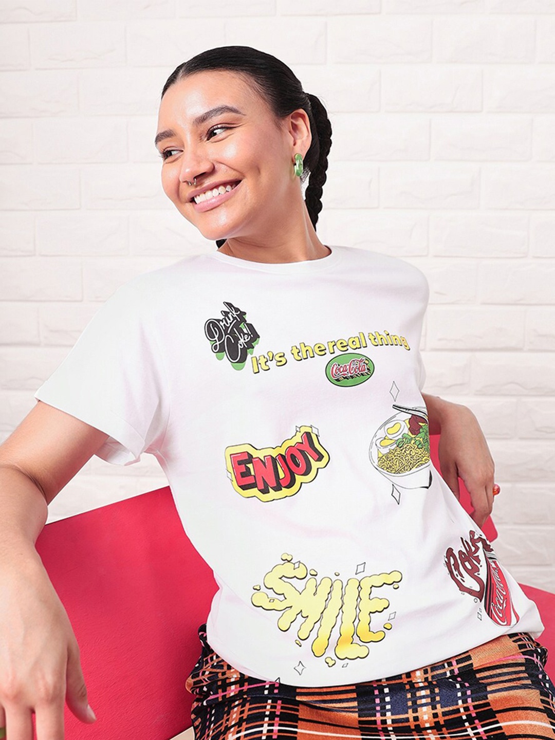 

Bewakoof Conversational Printed Relaxed Fit Pure Cotton T-shirt, White