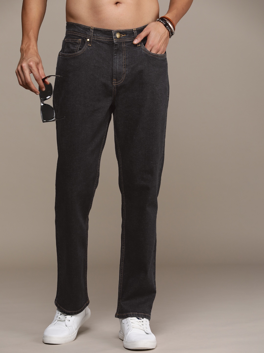

Roadster Men Regular Fit Stretchable Jeans, Black
