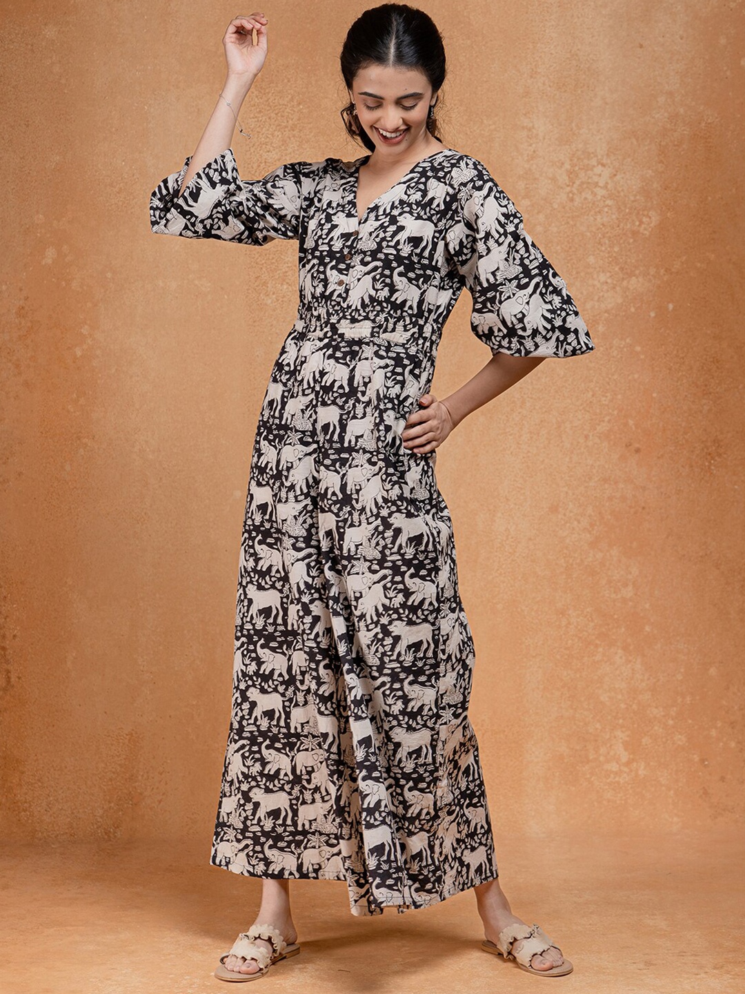 

OKHAI Ethnic Motifs Printed V-Neck Cotton Basic Jumpsuit, Black