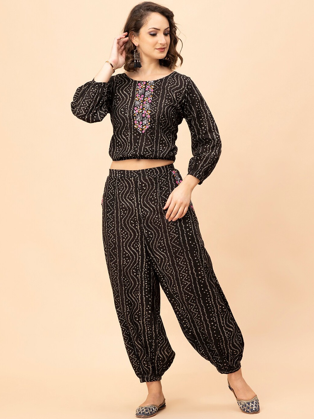 

MILU MADAN Self Design Pure Cotton Top With Trousers, Black