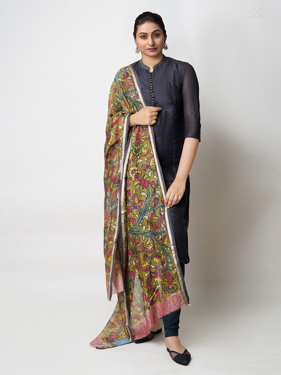 

Unnati Silks Printed Kalamkari Dupatta, Olive