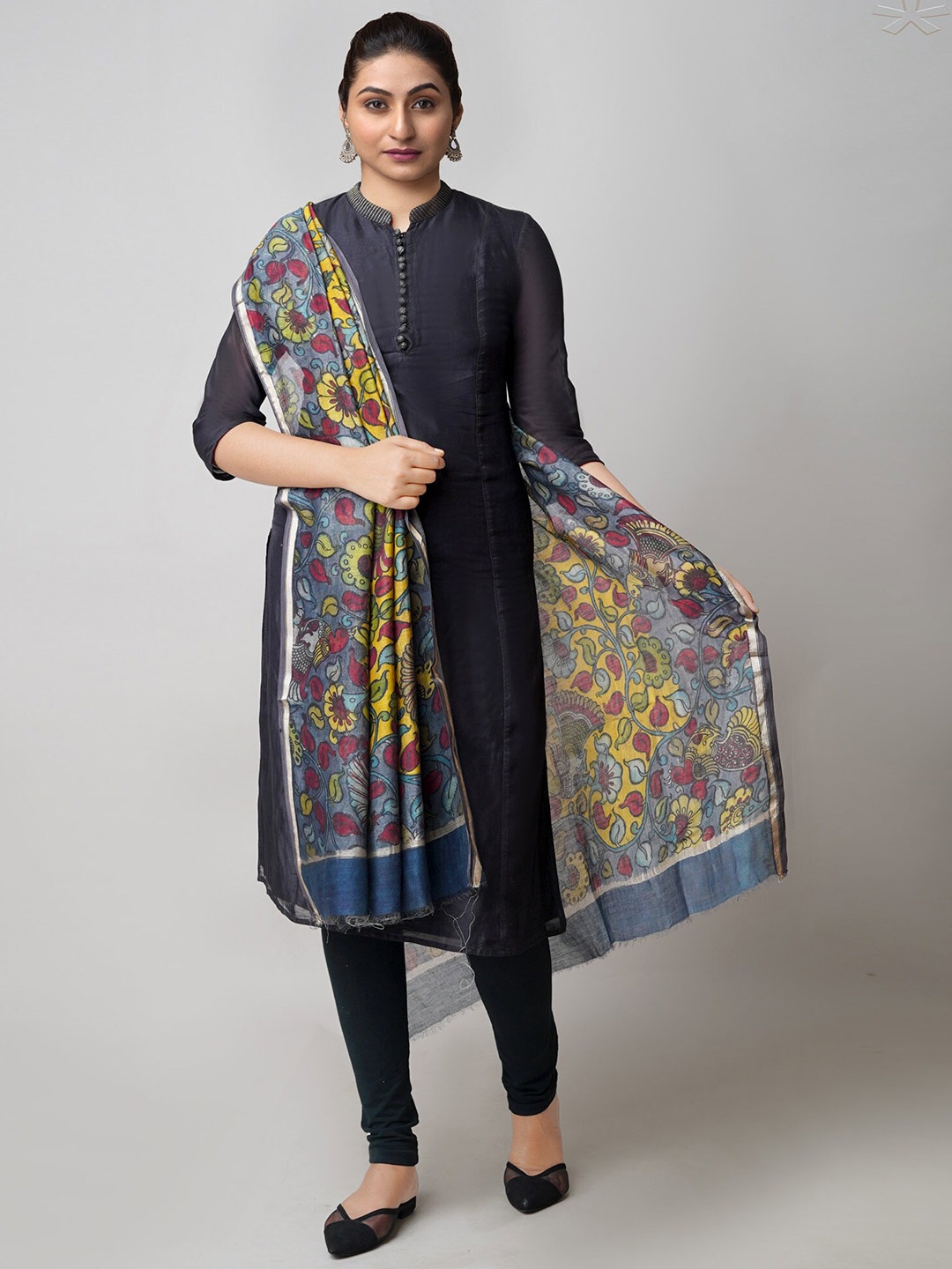 

Unnati Silks Printed Kalamkari Dupatta, Grey