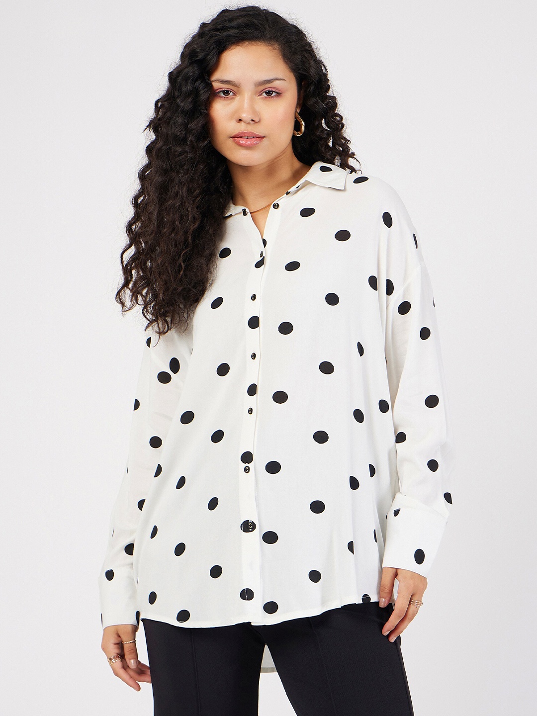 

SASSAFRAS Oversized Polka Dots Printed Spread Collar Casual Shirt, White