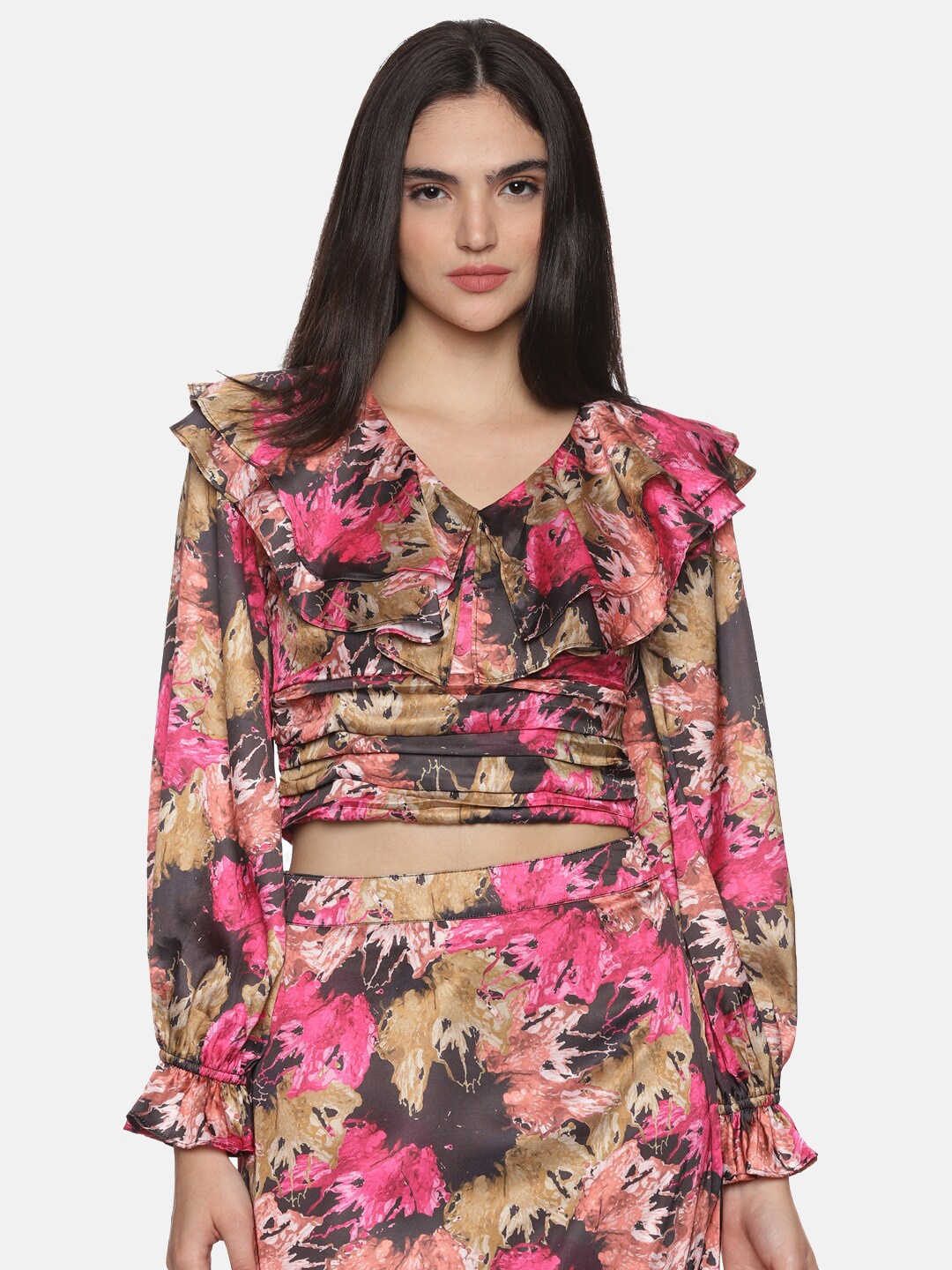

ISU Floral Printed Cuffed Sleeves V-Neck Ruffled Satin Crop Top, Black
