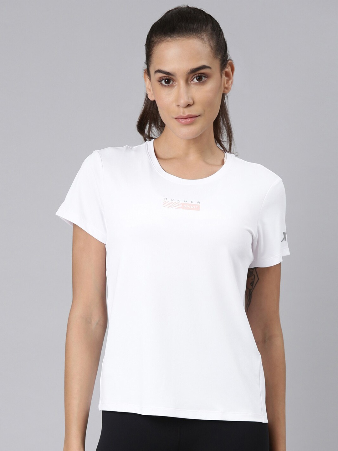 

Xtep Typography Printed X-Dry Soft Slim Fit T-shirt, White