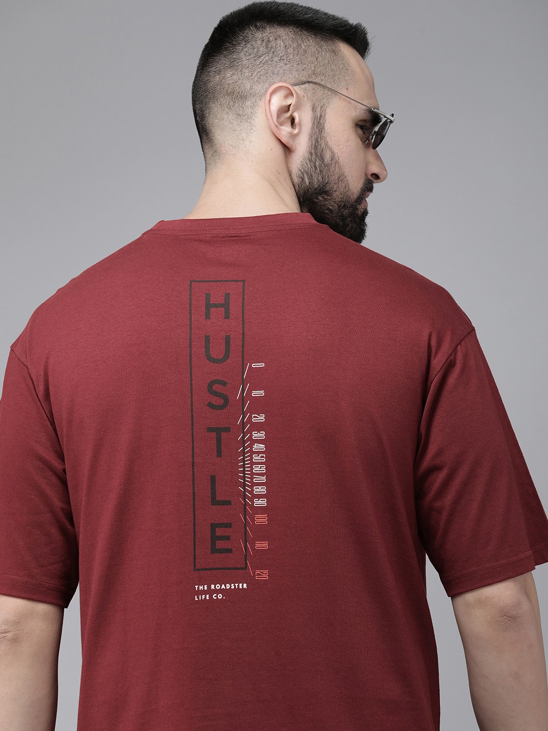 

Roadster Men Typography Printed Pure Cotton T-shirt, Maroon