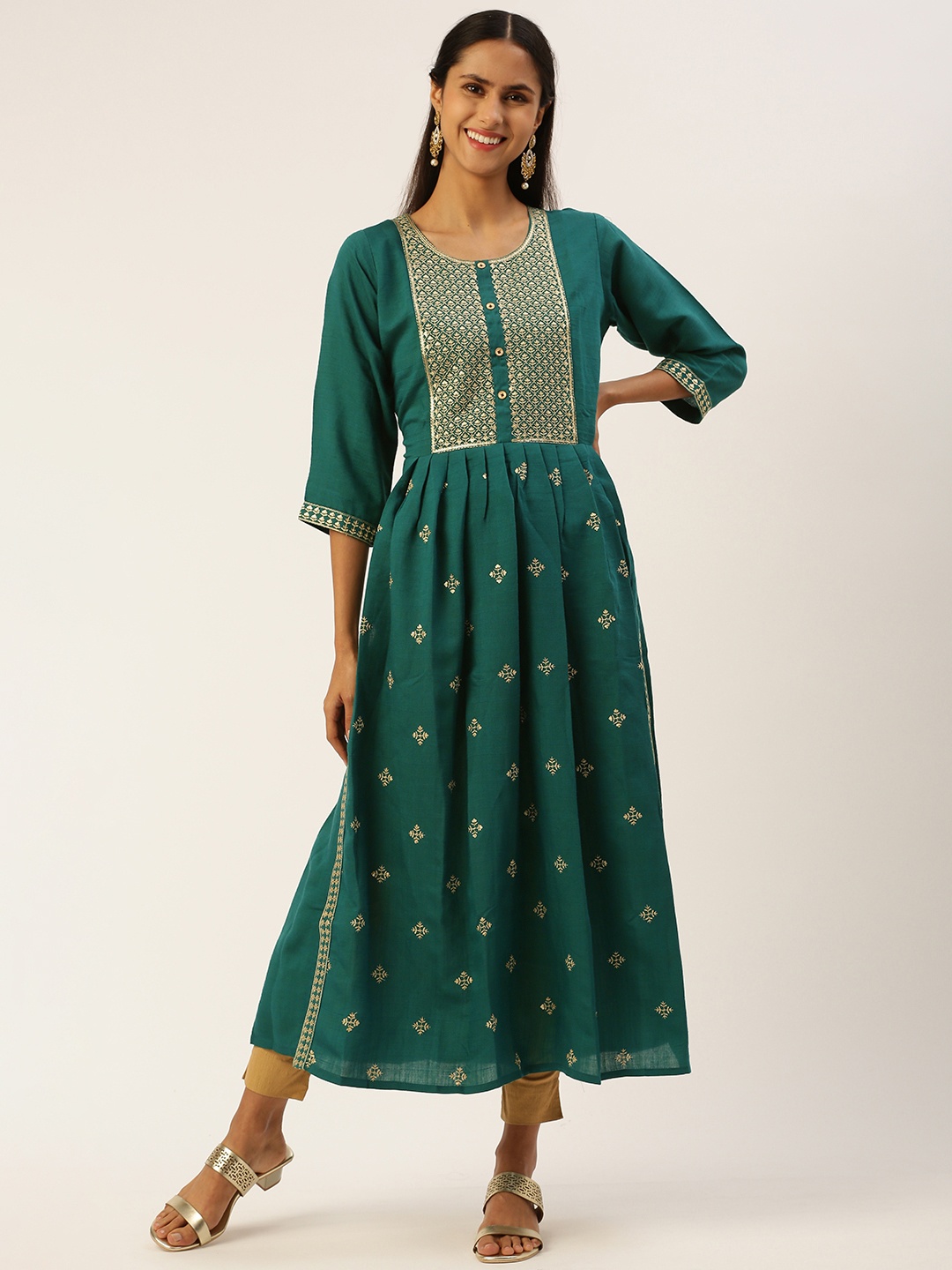 

SHANVIKA Women Ethnic Motifs Embroidered Thread Work Kurta, Green