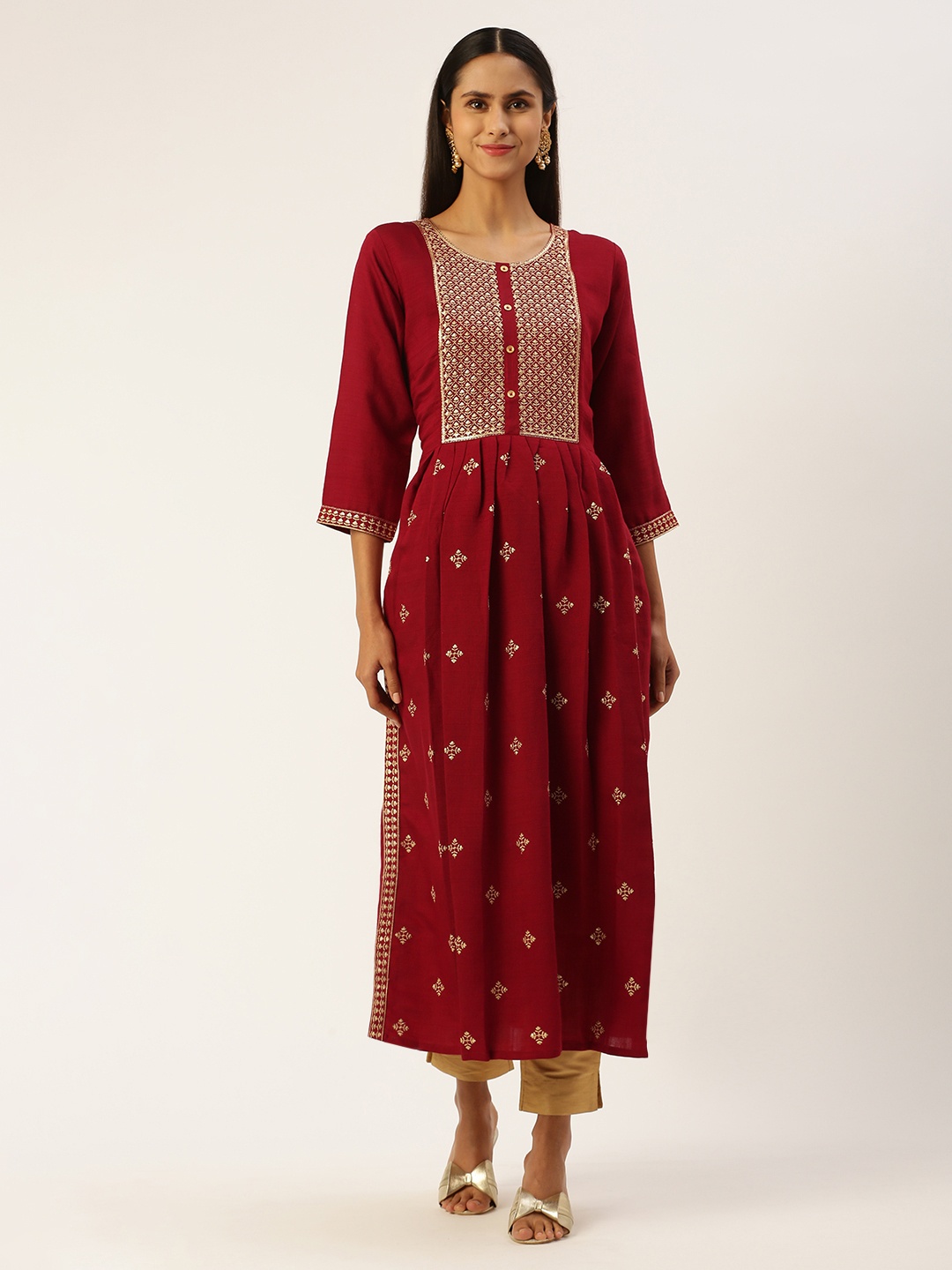 

SHANVIKA Women Floral Yoke Design Sequinned Kurta, Maroon