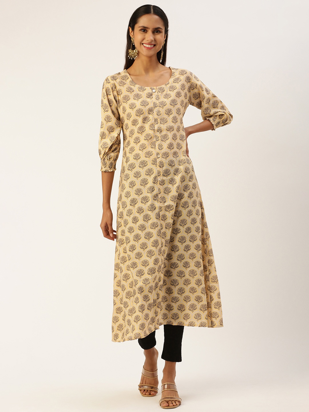 

SHANVIKA Women Floral Printed Kurta, Yellow