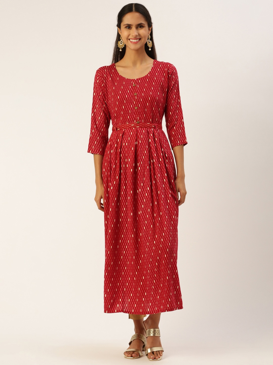 

SHANVIKA Women Geometric Printed Mirror Work Kurta, Red