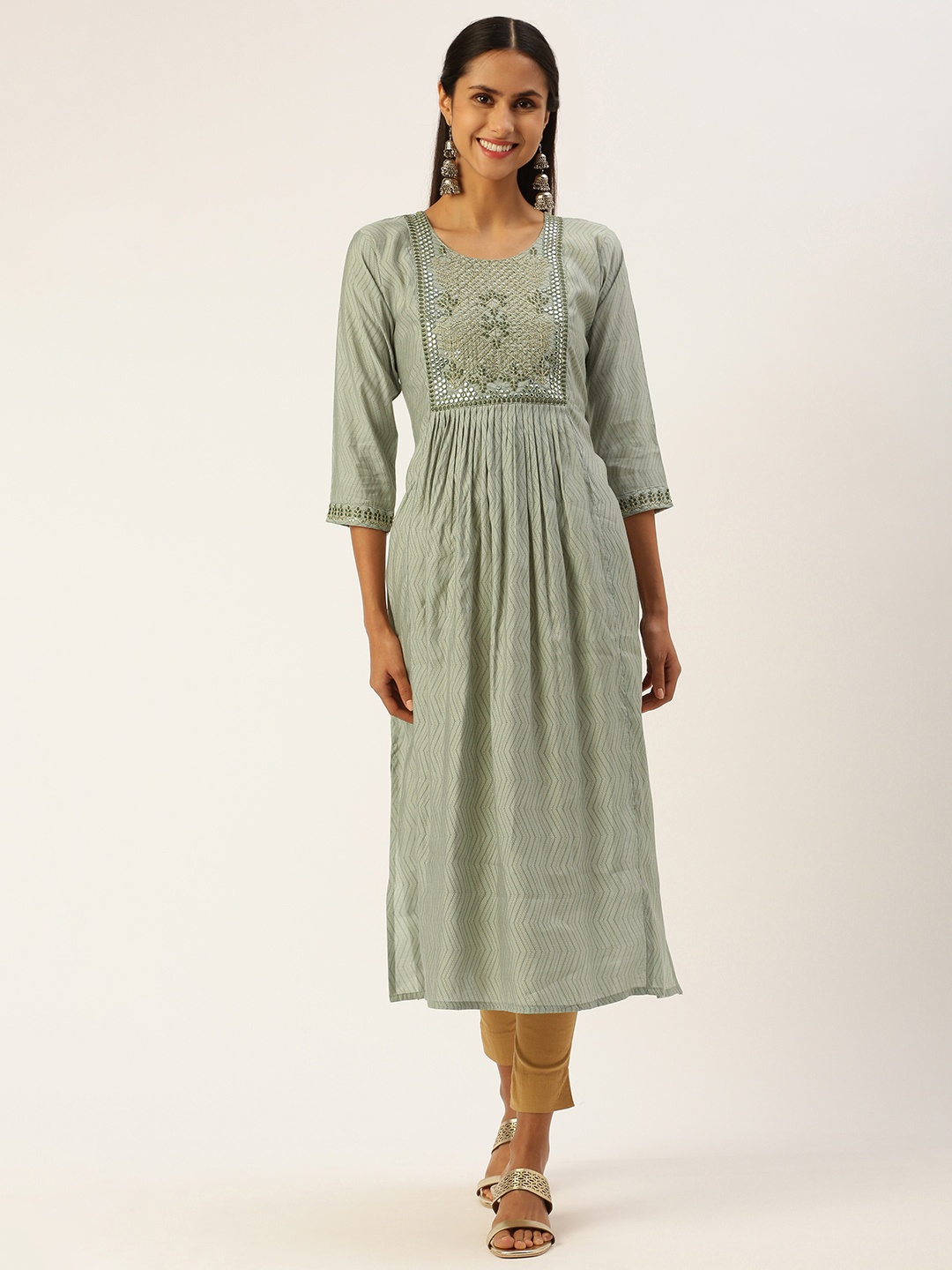 SHANVIKA Women Leheriya Printed Mirror Work Kurta, Green