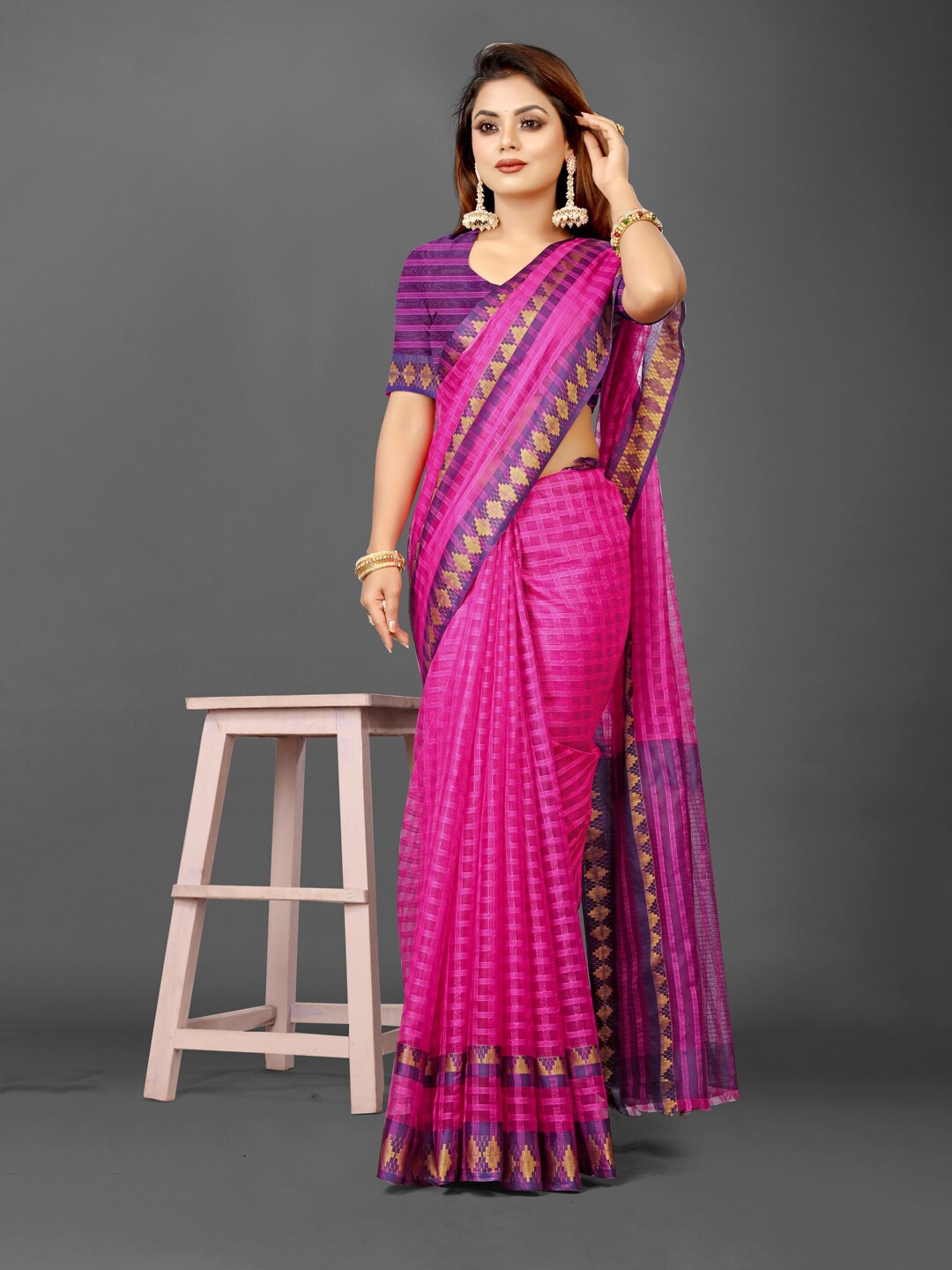 

KALINI Checked Zari Organza Ikat Saree, Pink