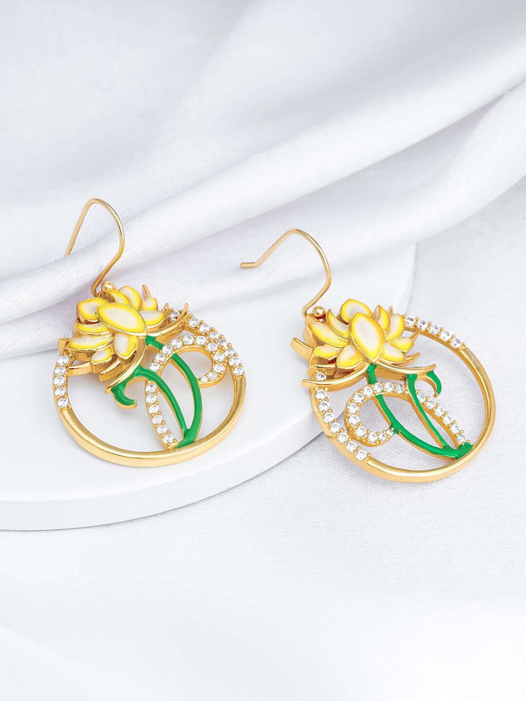 

GIVA 925 Sterling Silver Gold-Plated Floral Drop Earrings