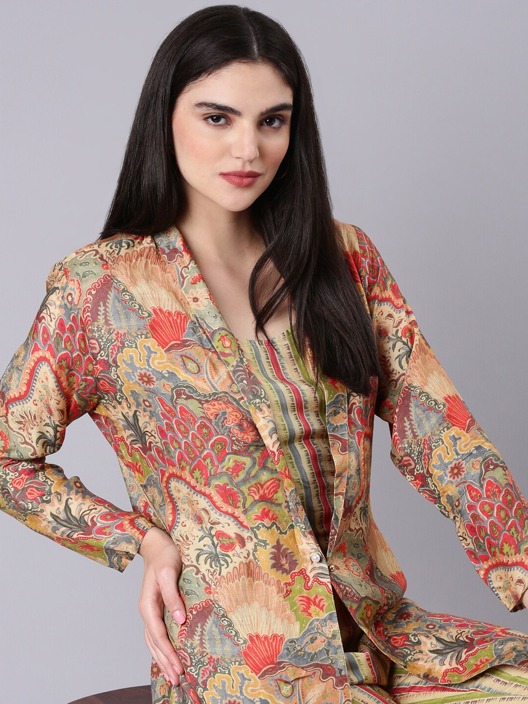 

SHOWOFF Striped Top & Trousers With Printed Shrug, Beige