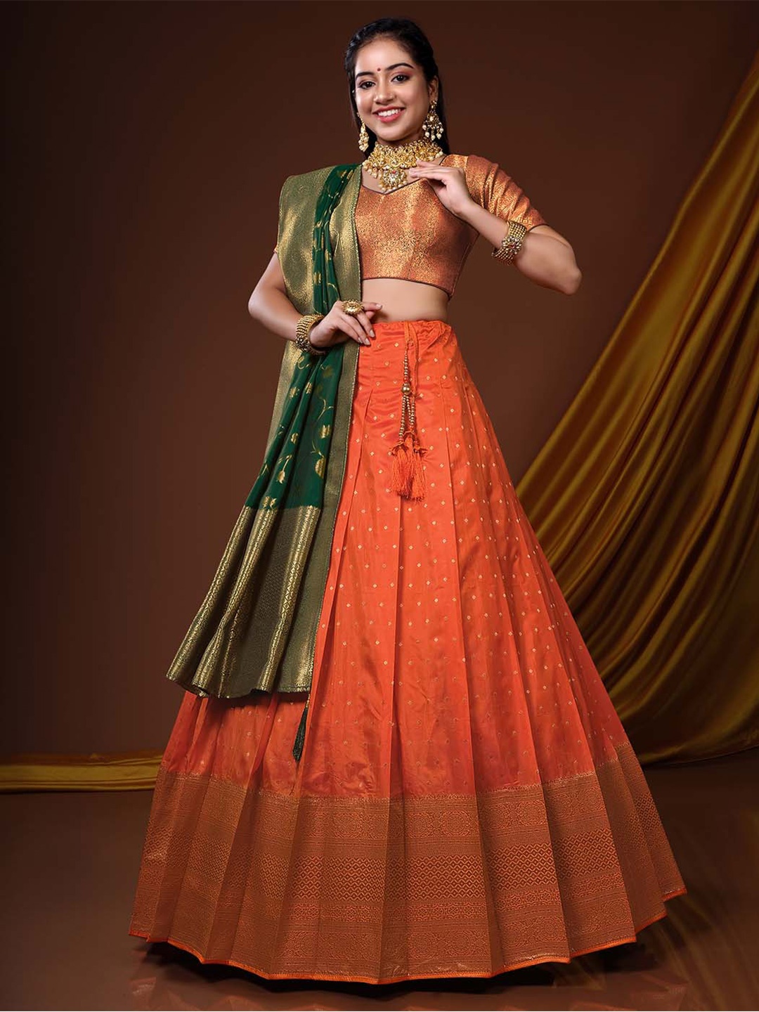 

HALFSAREE STUDIO Semi-Stitched Lehenga & Unstitched Blouse With Dupatta, Orange