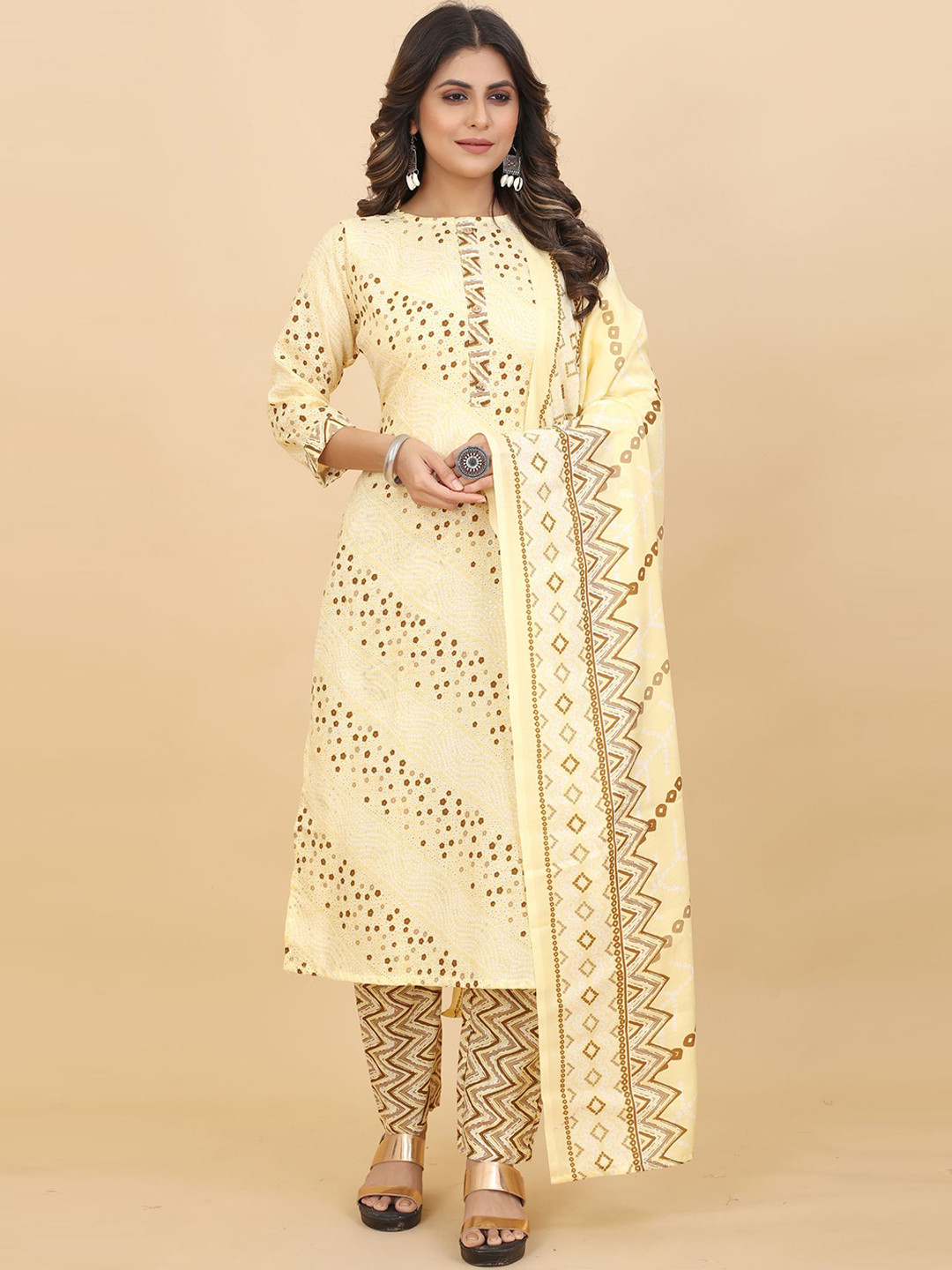 

PREMROOP- THE STYLE YOU LOVE Bandhani Printed Boat Neck Straight Kurta Set With Dupatta, Yellow
