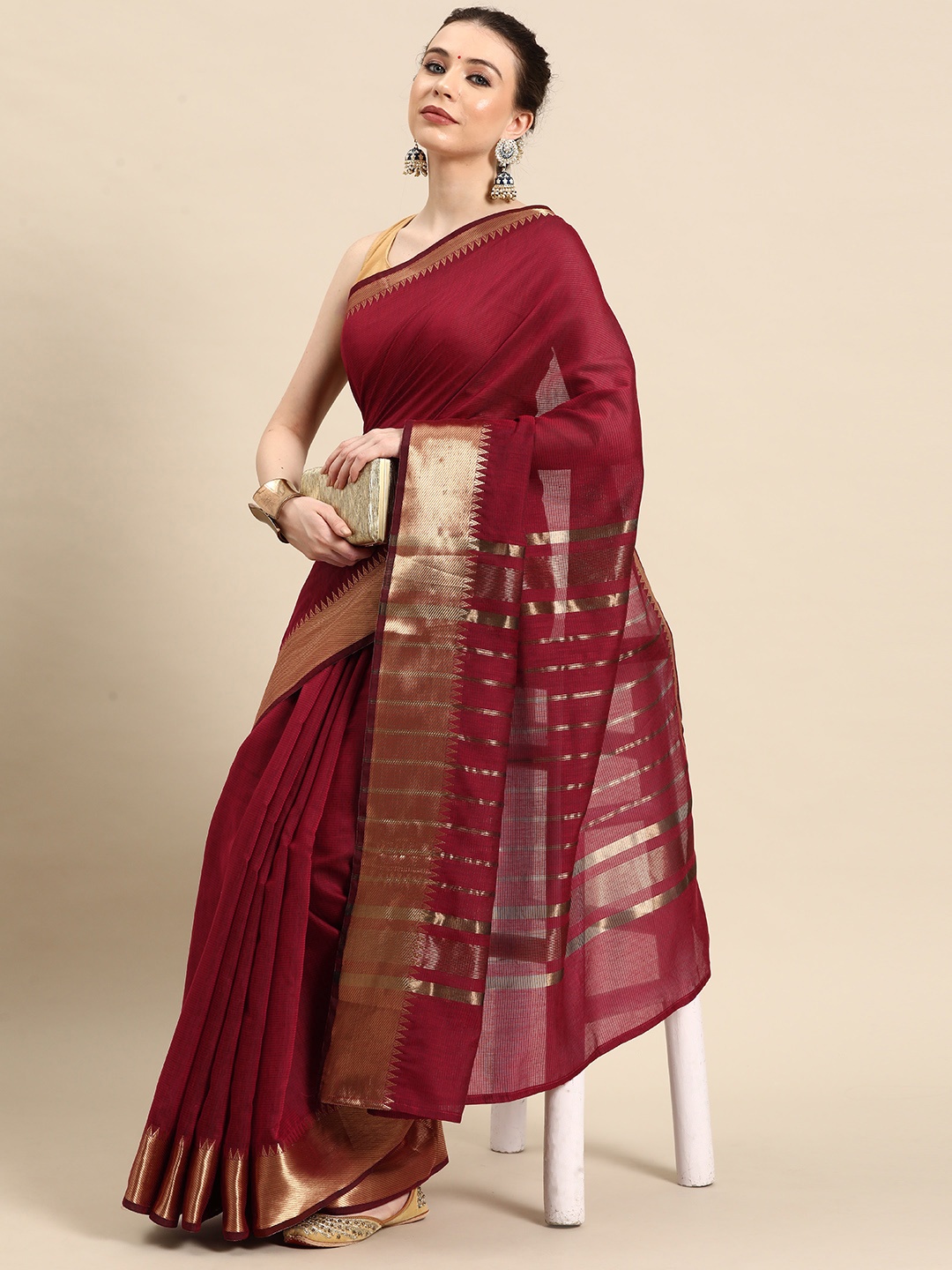 

Simaaya Solid Zari Silk Cotton Saree, Red