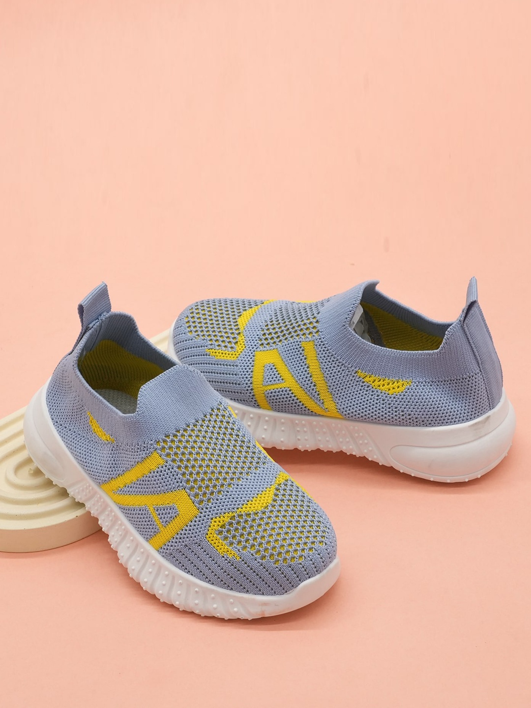

FEETWELL SHOES Kids Woven Design Comfort Insole Contrast Sole Slip-On Sneakers, Blue
