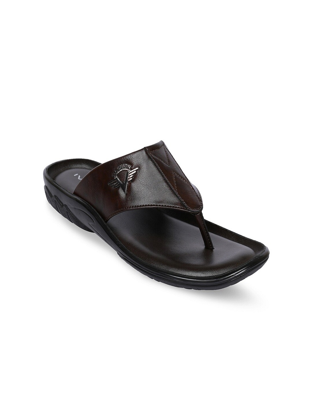 

IVRAH Men Textured Comfort Sandals, Brown