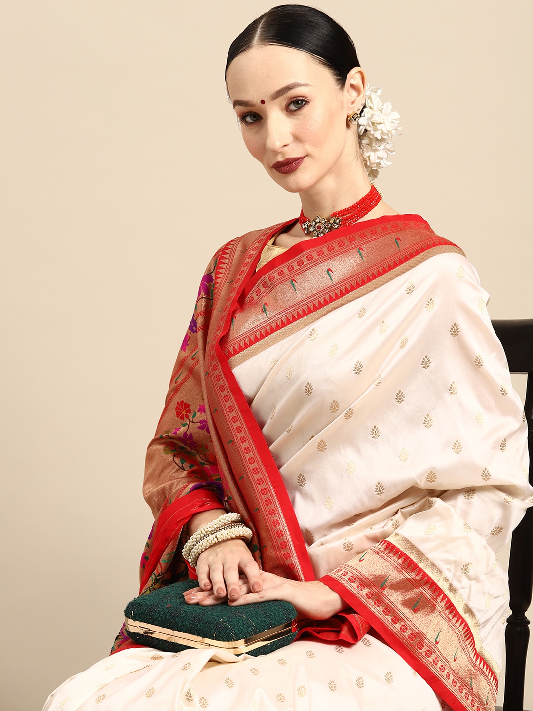 

Simaaya Woven Design Ethnic Motifs Zari Pure Silk Saree, Cream