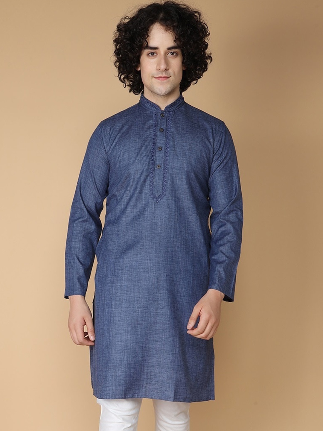 

Sultan The King Of Kurta Mandarin Collar Thread Work Kurta, Grey