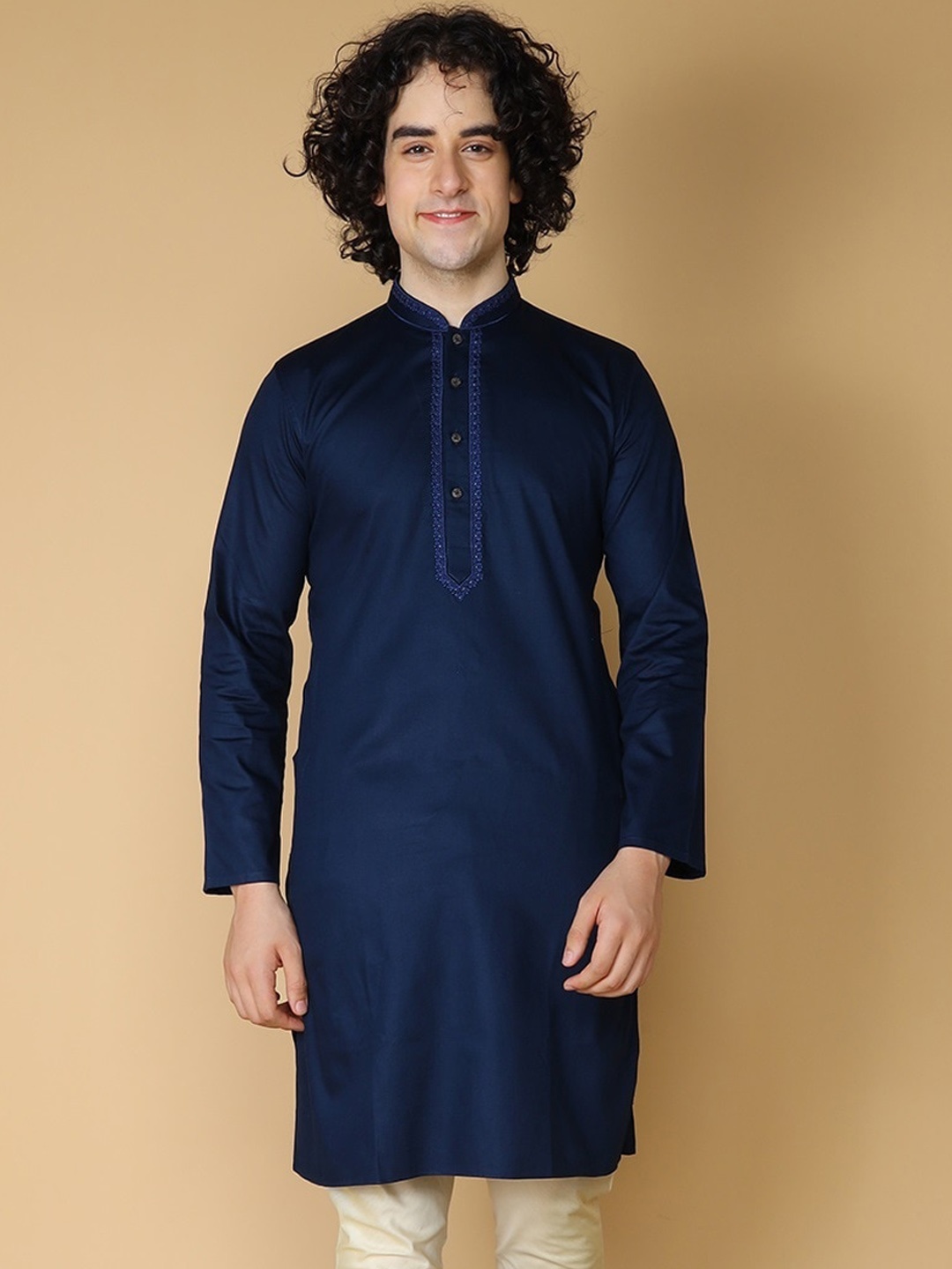 

Sultan The King Of Kurta Mandarin Collar Thread Work Kurtas, Navy blue