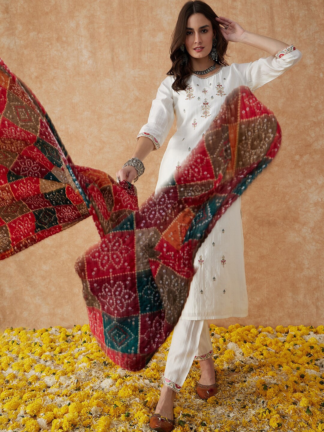 

Sangria White Ethnic Motifs Embroidered Thread Work Straight Kurta & Trouser With Dupatta