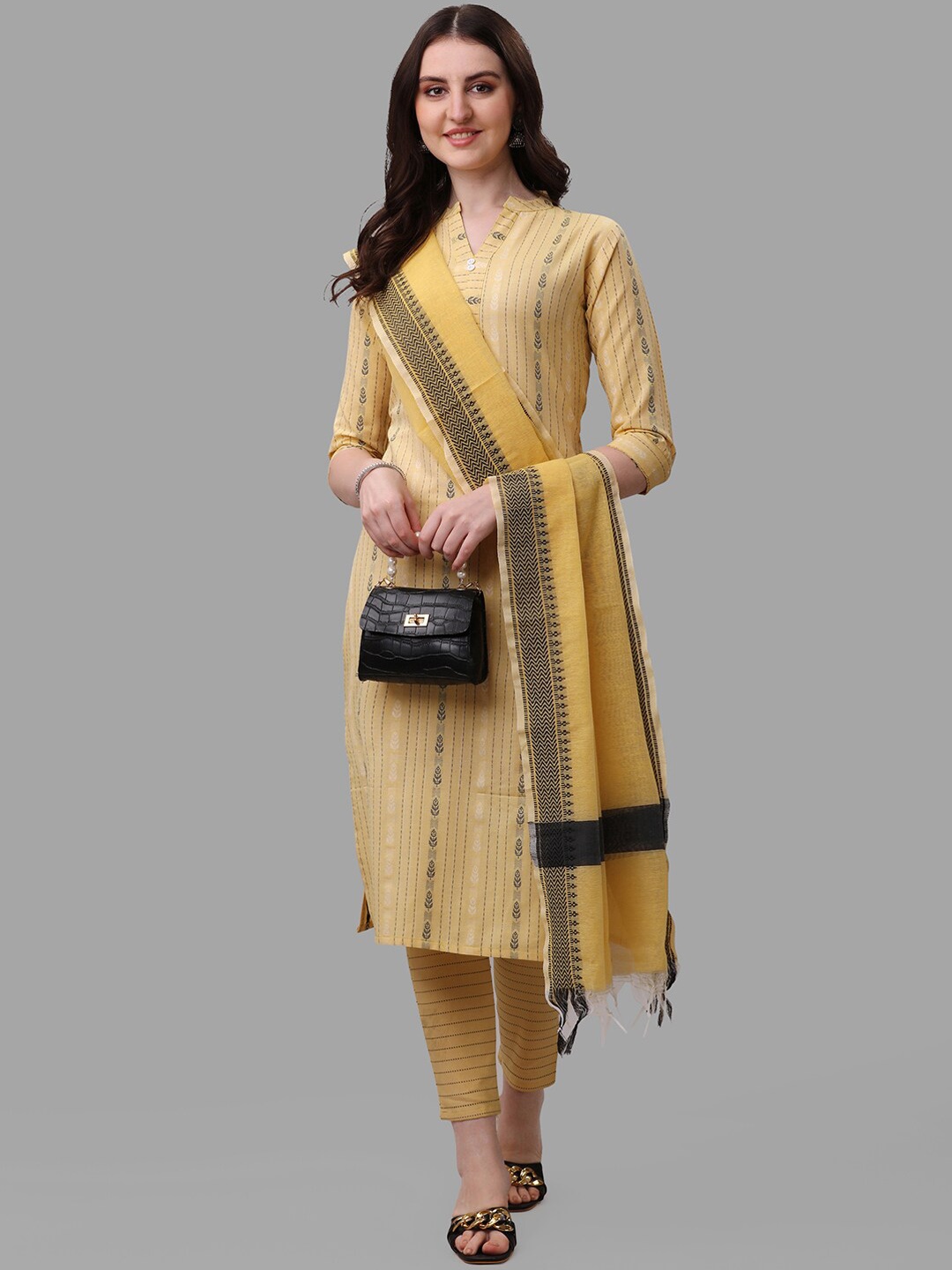 

BLACK SCISSOR Striped Mandarin Collar Straight Kurta With Trousers, Yellow