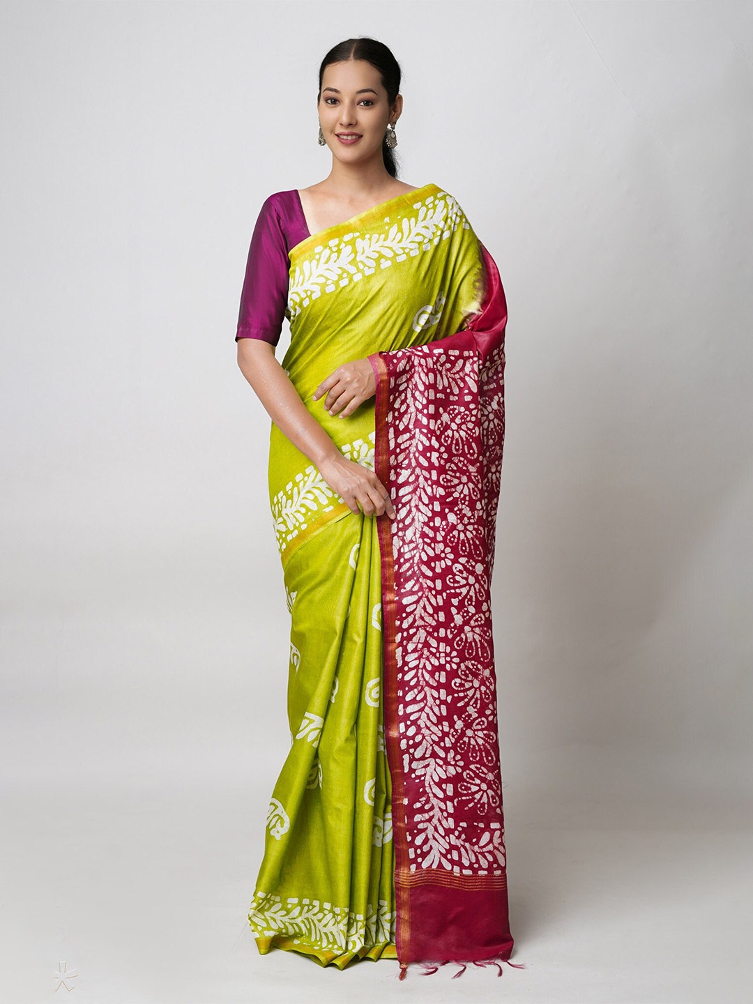 

Unnati Silks Batik Printed Silk Cotton Chanderi Saree, Green
