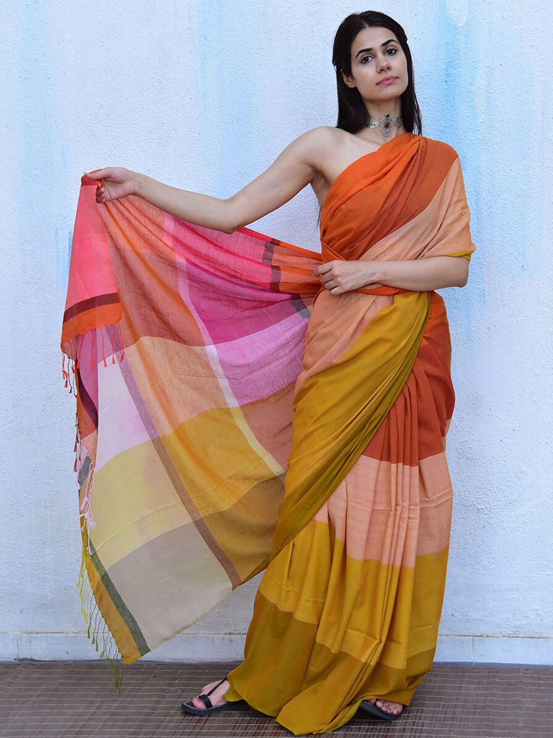 

Chidiyaa Colourblocked Pure Cotton Saree, Yellow
