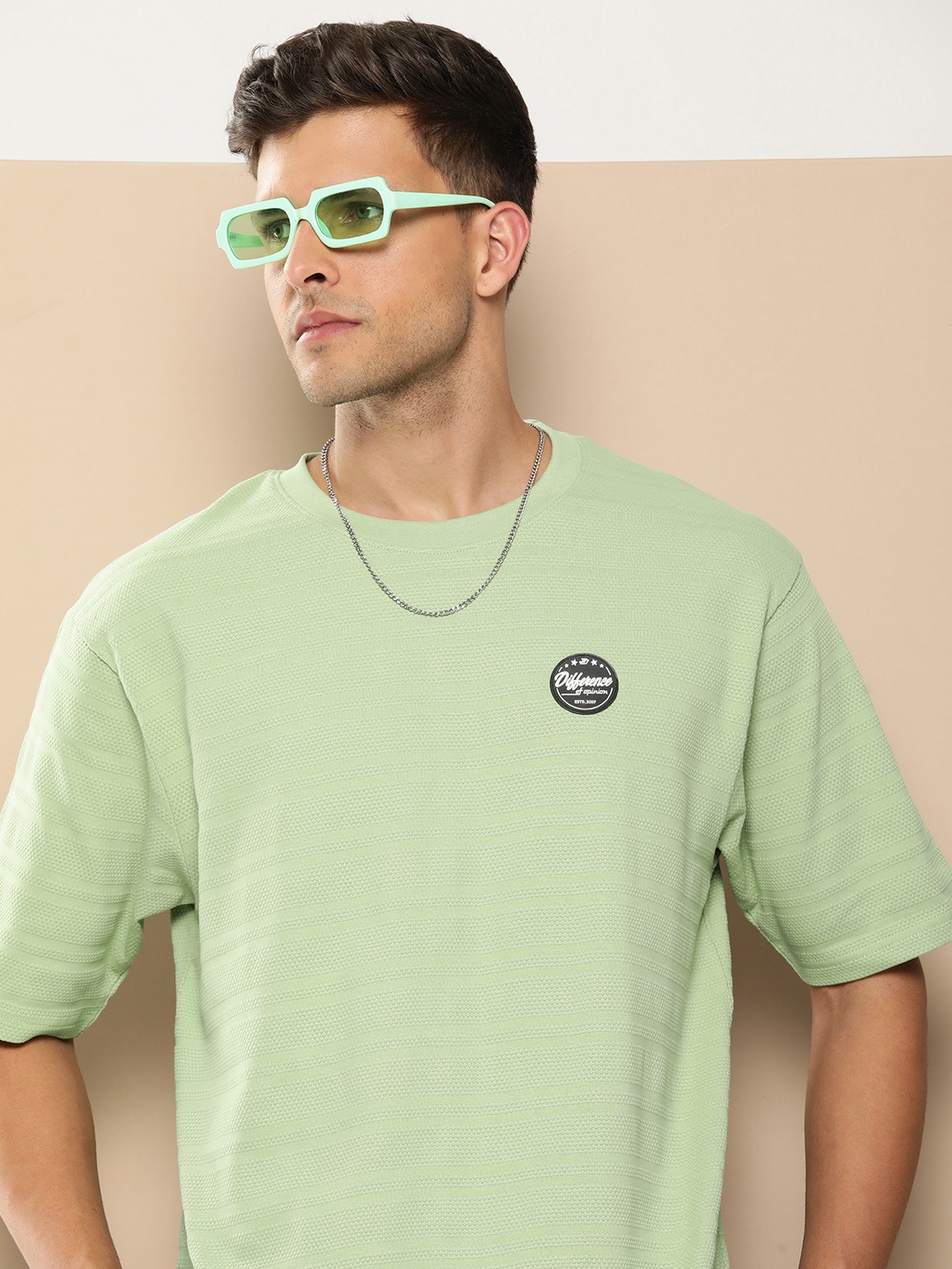 

Difference of Opinion Men Self Design Applique Oversized T-shirt, Green
