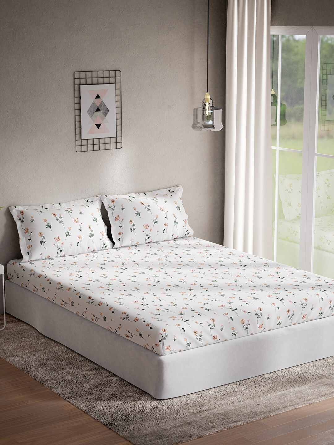 DDecor Orange & White Floral Cotton 144 TC King Bedsheet With 2 Pillow Covers