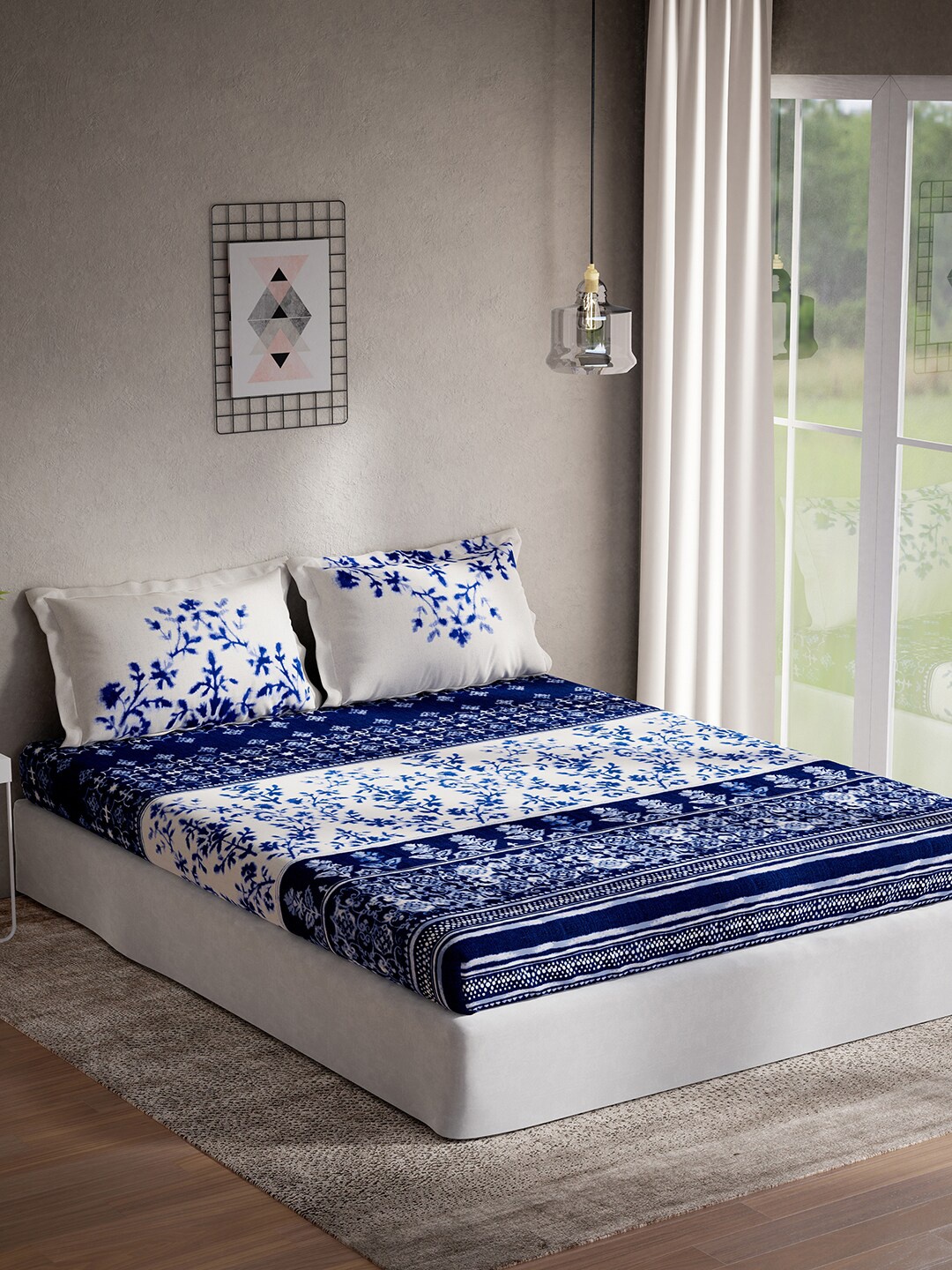 

DDecor Blue & White Ethnic Motifs Cotton 144 TC Queen Bedsheet With 2 Pillow Covers