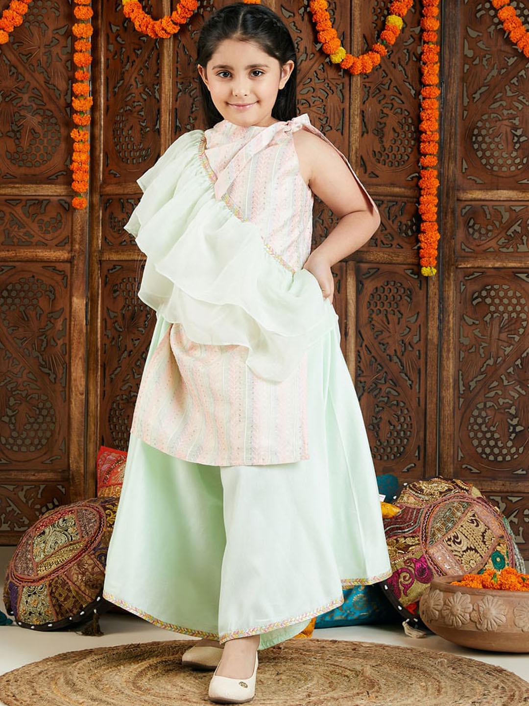 

VASTRAMAY Ethnic Motifs Embroidered Regular Sequinned Kurta With Palazzos & Dupatta, Green