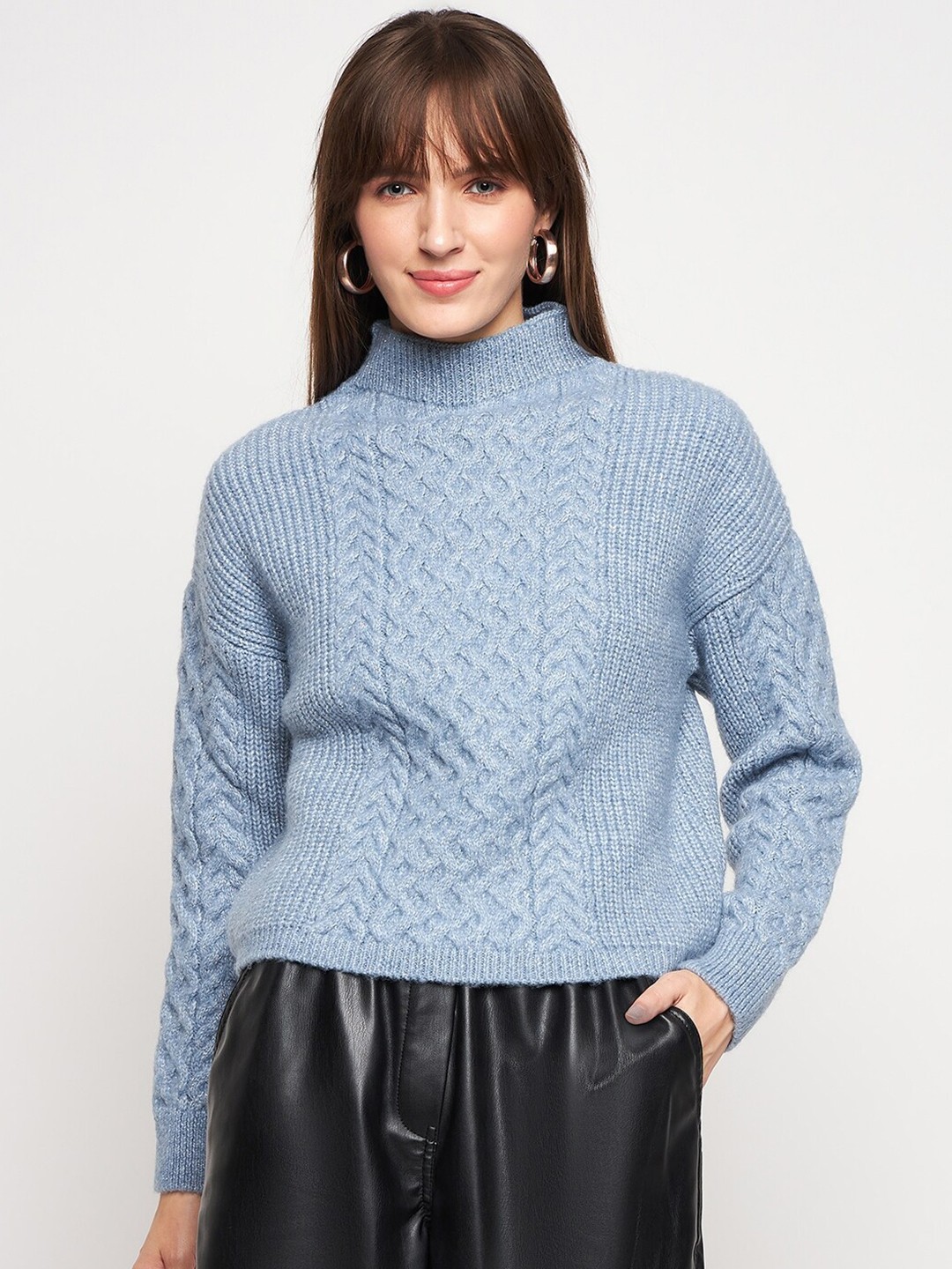 

Madame Cable Knit Turtle Neck Long Sleeves Acrylic Pullover Sweaters, Blue