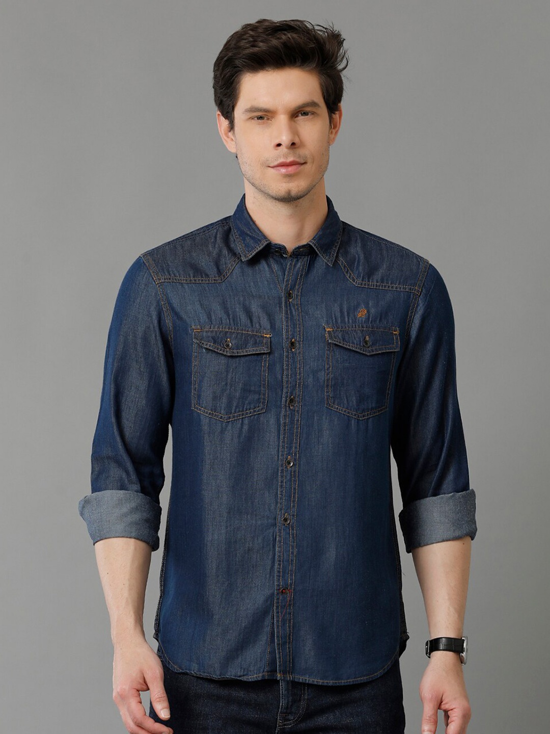 

Double Two Spread Collar Slim Fit Casual Shirt, Blue