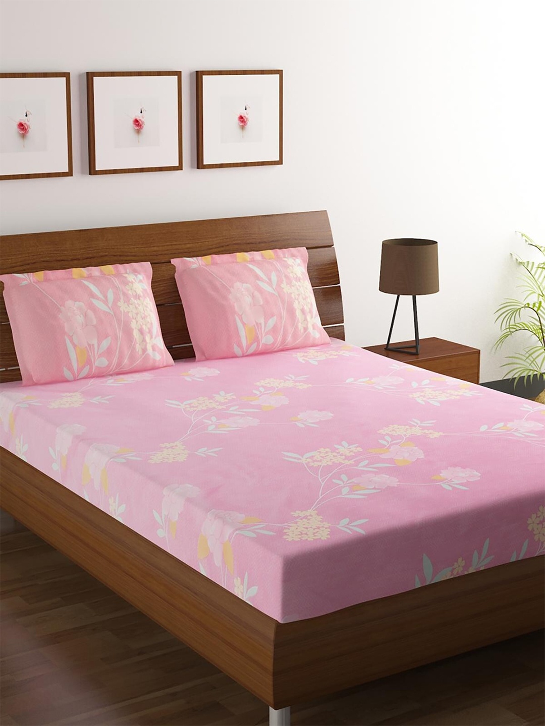 

HOMETALES Pink & White Floral 120 TC King Bedsheet with 2 Pillow Covers