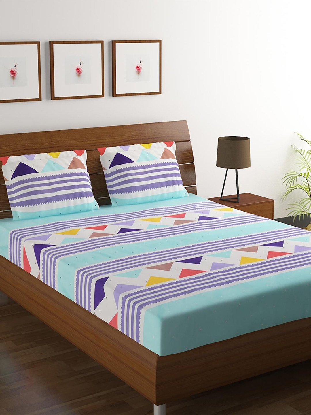 

HOMETALES Blue & Purple 128 TC Geometric King Bedsheet with 2 Pillow Covers