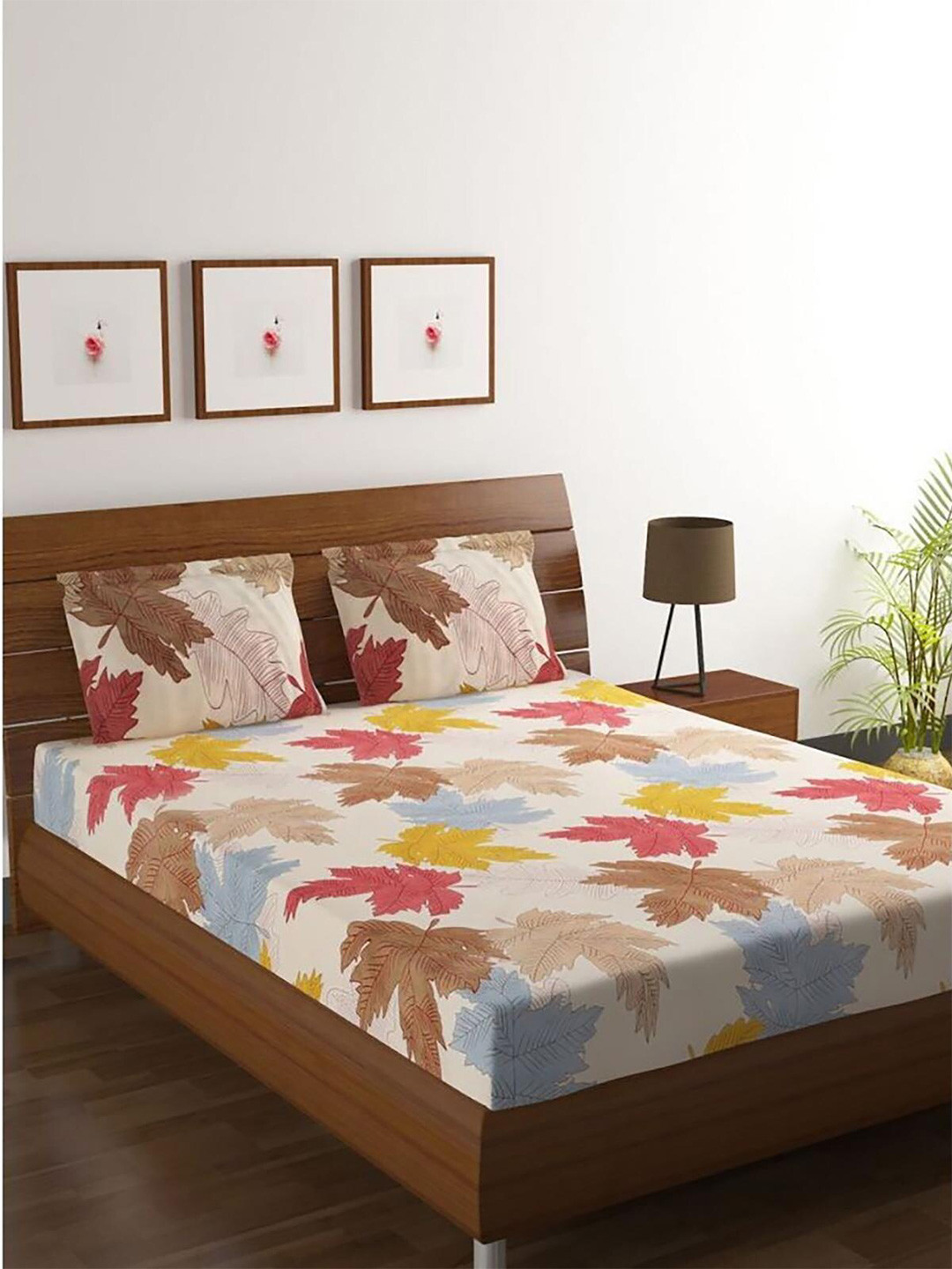 

HOMETALES White & Yellow 128 TC Floral Queen Bedsheet with 2 Pillow Covers