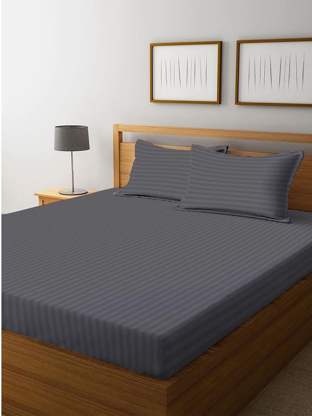 

HOMETALES Grey Striped Queen Bedsheet With 2 Pillow Covers