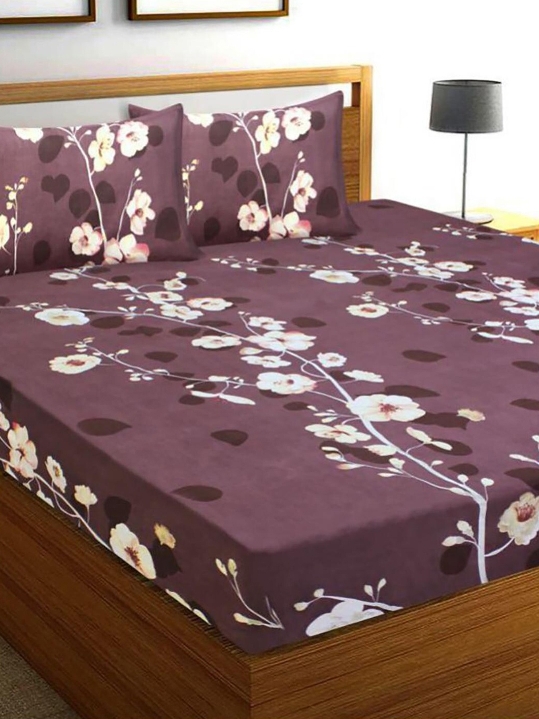 

HOMETALES Mauve & White Floral 104 TC King Bedsheet with 2 Pillow Covers