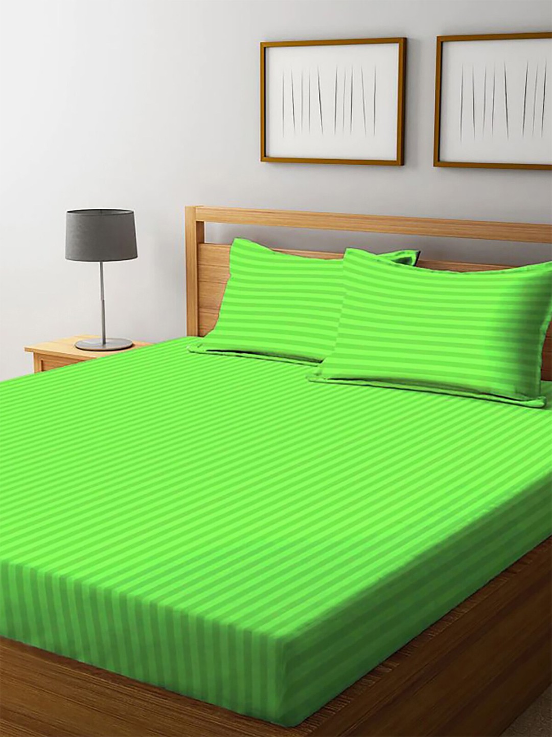 

HOMETALES Green Striped 120 TC King Bedsheet with 2 Pillow Covers