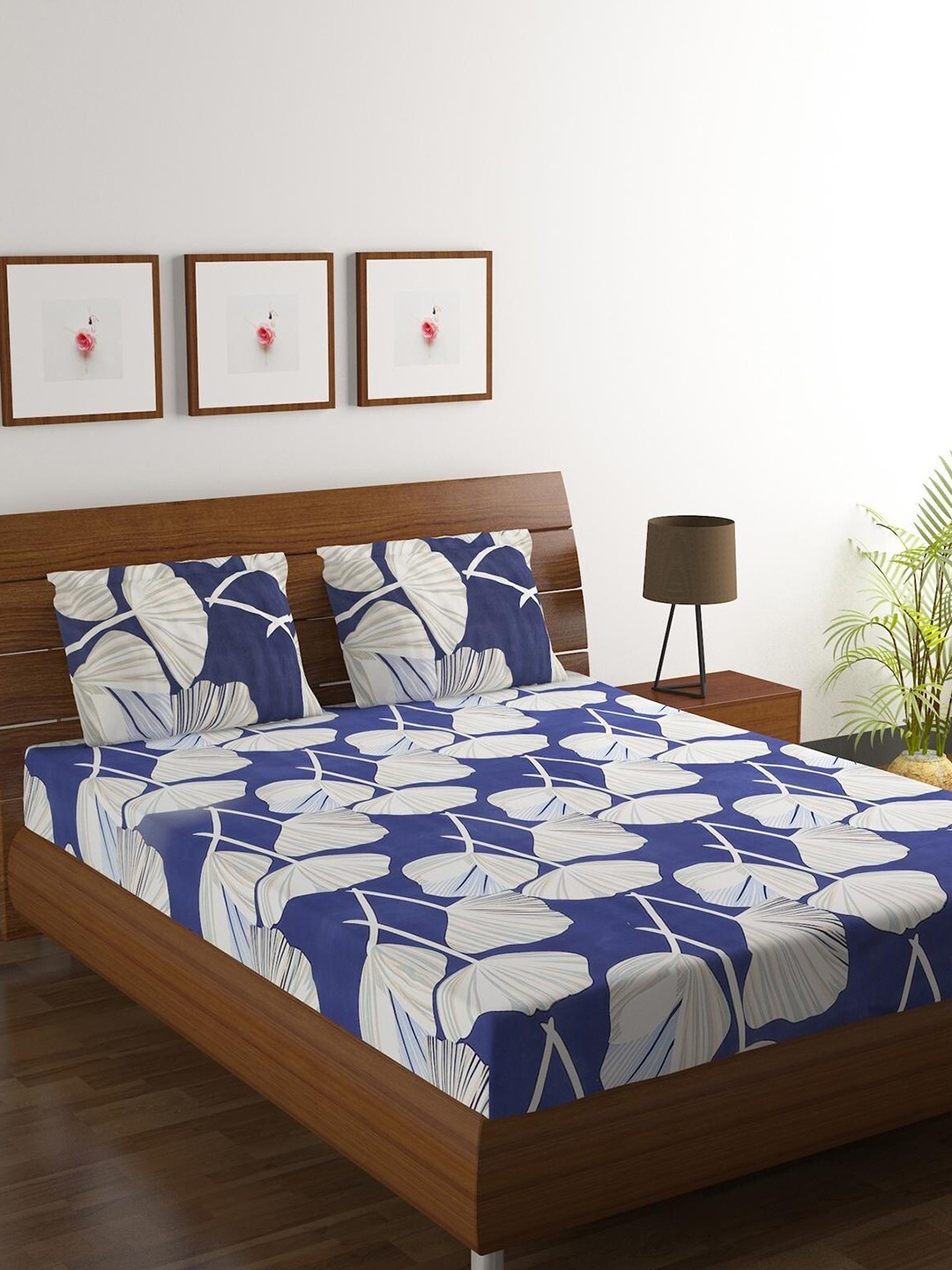 

HOMETALES Blue & White Floral 120 TC King Bedsheet with 2 Pillow Covers